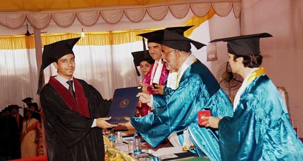 Arijeet Mukherjee, Associate at Khaitan &#038; Co. on being an ideal student and law firm atmosphere