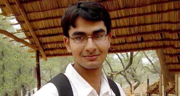 Avijit Sharma, Associate, Saikrishna &#038; Associates, work at IAMAI, winning moots and balancing studies