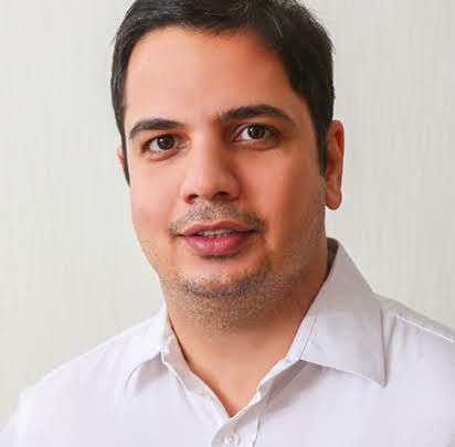 Mr Sourabh Gogna, Vice President, Professional Services Practice, at Smart Cube, and a Masters in Business Law from NLSIU, specializing in Growth Strategies and Consulting Support for Law Firms, on alternate career choices post Law