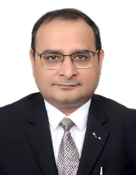 &#8220;Embrace setbacks as a staircase to success. Failures often pave the way for victories in the legal arena&#8221; &#8211; Discover unconventional legal advice from Muneesh Dhawan, Law Veritas: &#8216;North&#8217; Managing Partner