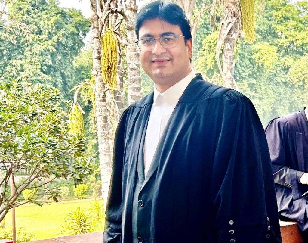 “As Inhouse counsel, I have learnt how to mitigate the Legal risk, and started thinking like a Business man so that transactions can be materialized in a legal framework, also Team handling is a major learnings which came over the period of time”- Akhilesh Kumar, General Counsel at MBD Group