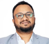 &#8220;Integrity is paramount. Build a strong foundation in legal principles, network actively, and gain practical experience through internships.&#8221; &#8211; AGM, Head &#8211; Business Ethics Compliance Officer at MANKIND PHARMA LTD