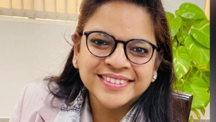 &#8220;Keep going. Never consider a case too small or too petty for you to take up. Visibility in the court matters, and every experience teaches you something.&#8221; &#8211; Dr Swati Jindal Garg, Advocate-on-Record at the Supreme Court of India