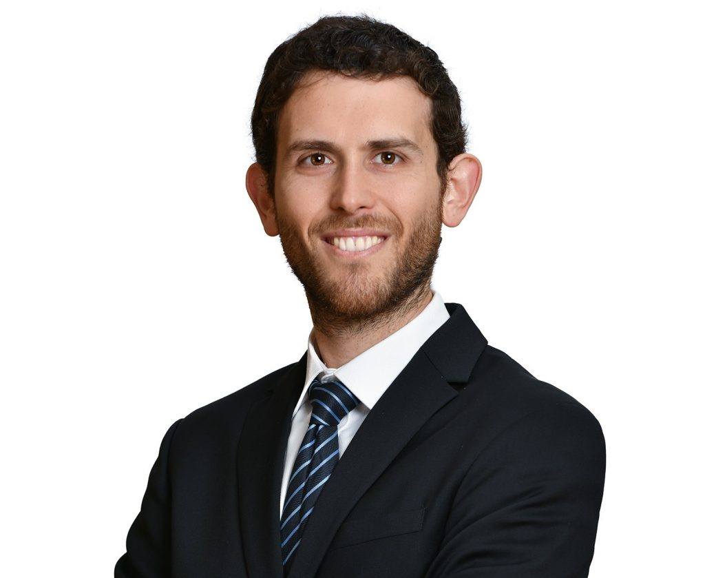 “Leadership isn’t about rank; it’s about professionalism, setting an example, and teamwork. Whether in the field or the office, that’s what builds commitment and trust.” – Ronen Avner, Tax Partner at Herzog, Fox & Neeman