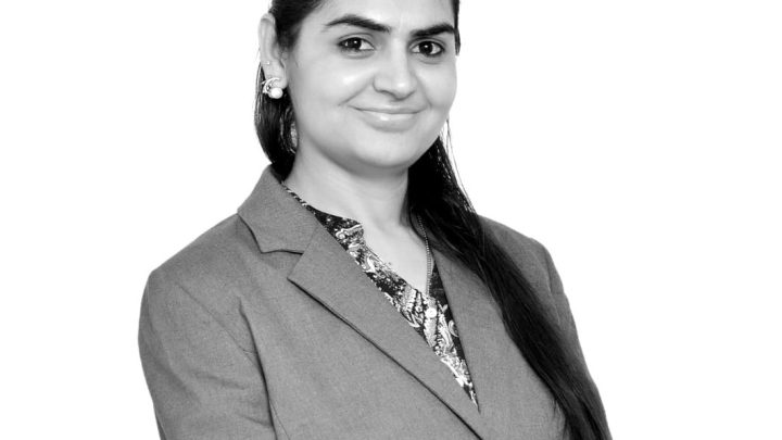 &#8220;Balancing litigation and corporate advisory is a delicate dance, but both complement each other and contribute equally to my growth.&#8221; &#8211; Charulata Chaudhary, Advocate on Record at the Supreme Court of India