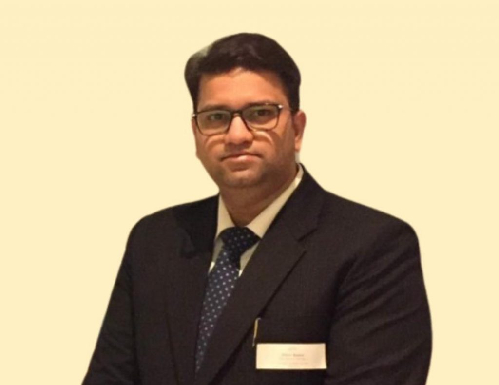 “While stubbornness may be a strong word, it is essential to survive in litigation, especially as a first-generation lawyer. The key is never to say NO.” – Dhruv Kumra, Independent Legal Practitioner.