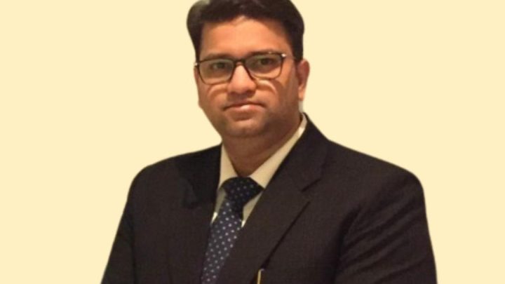 &#8220;While stubbornness may be a strong word, it is essential to survive in litigation, especially as a first-generation lawyer. The key is never to say NO.&#8221; &#8211; Dhruv Kumra, Independent Legal Practitioner.