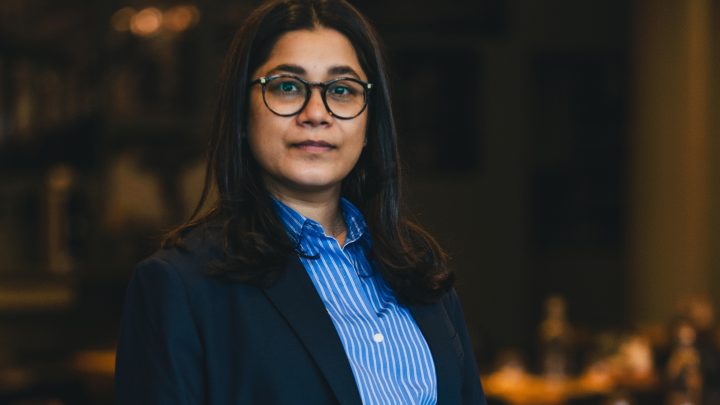 Curiosity Is My Superpower: From Art Aspirations to Global Legal Leadership &#8211; Aakritee Tiwari, Head of Legal &#038; Compliance at VeeOne, Sweden.